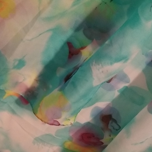 Cute floral print shawl. Blue background. - Picture 2 of 4